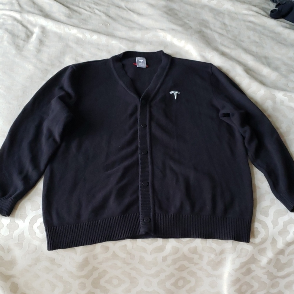 Tesla Cardigan